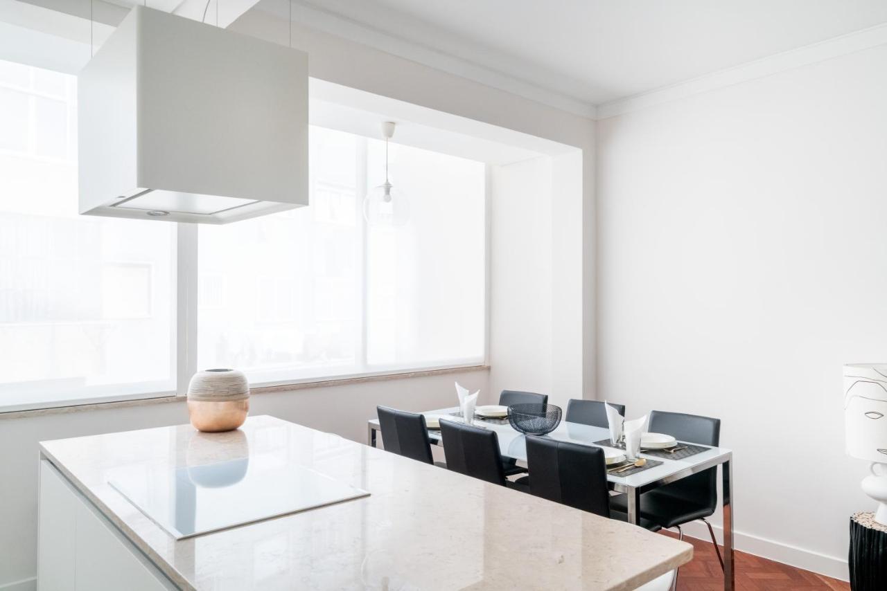 Central Family And Executive Apartment Lisabona Exterior foto